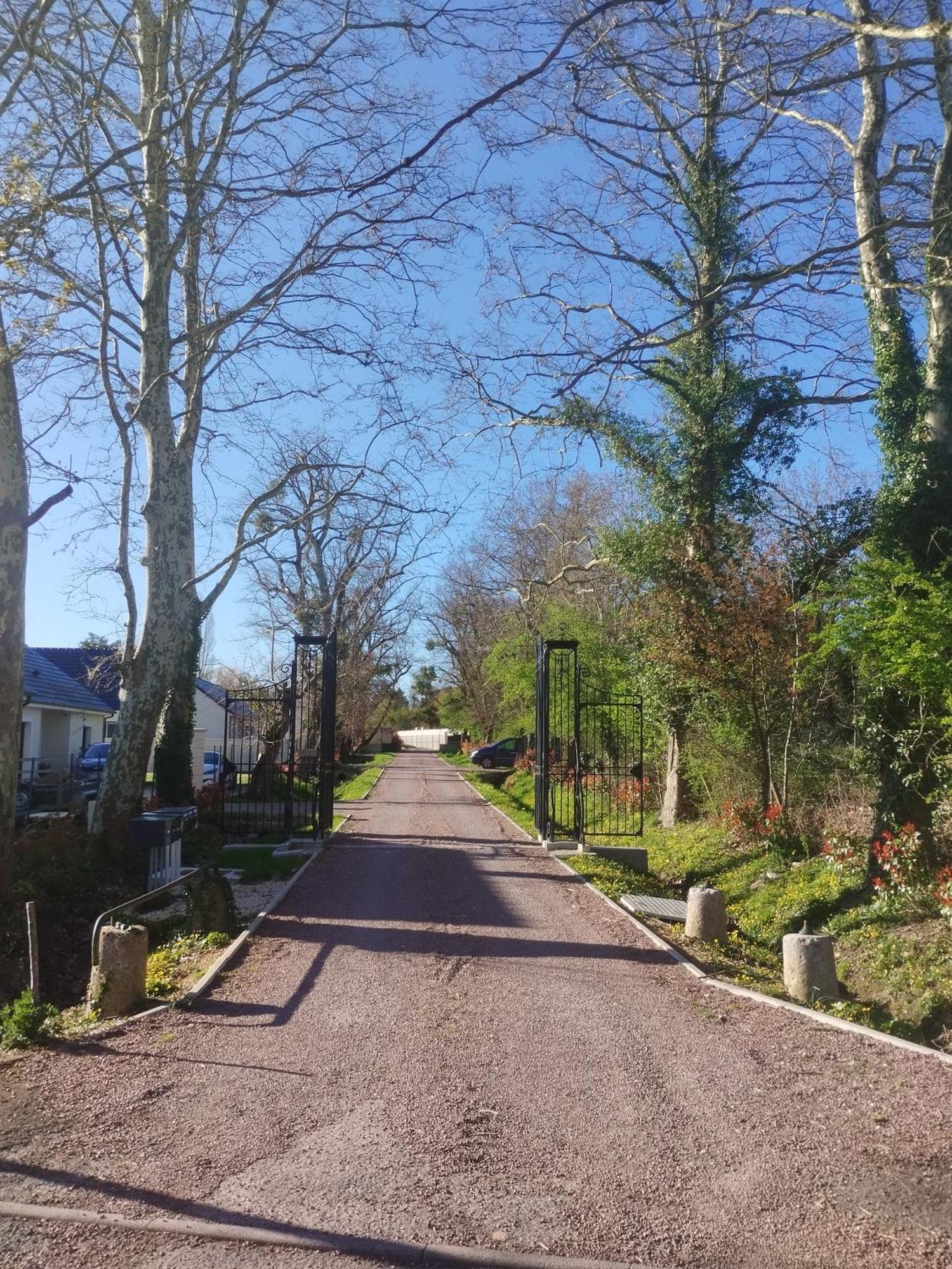 Domaine De Veauce Proche De Bourges Saint-Doulchard Buitenkant foto